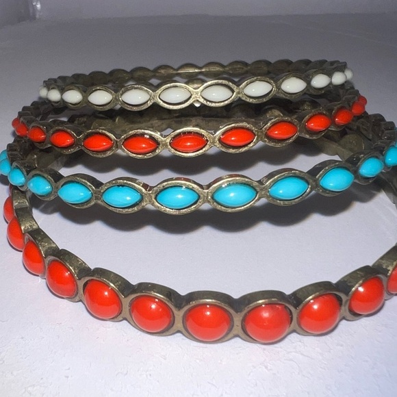 ♦️ 
Vintage Navajo Style Bangles, Turquoise‎ and Coral - Picture 2 of 2